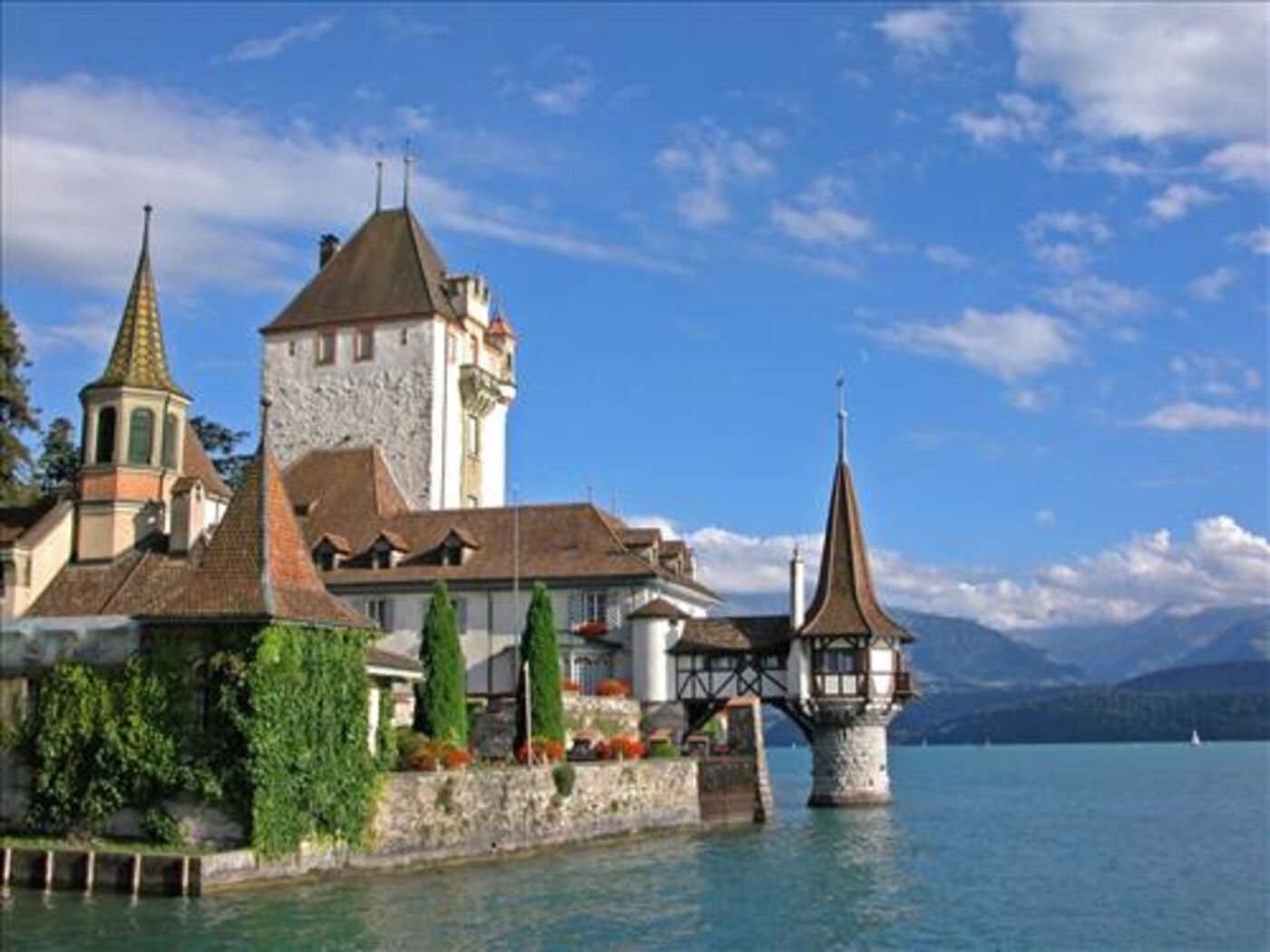 Kino im Schlosshof Oberhofen